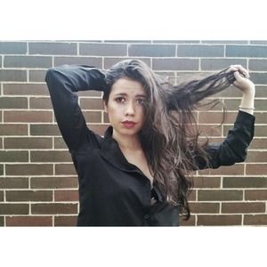 Meet your Posher, Alejandra